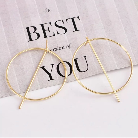 {BARDEN} geometric gold bar hoop earrings - Picture 2 of 8